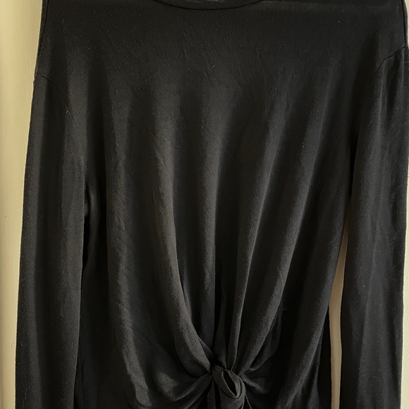 Vera Moda Top with Tie - Picture 1 of 2